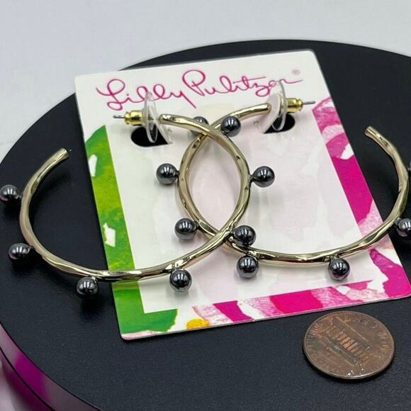 Lilly Pulitzer Large Gold Tone Bamboo like Gemma Onyx‎ Pearl Hoop Earring New - Picture 6 of 9